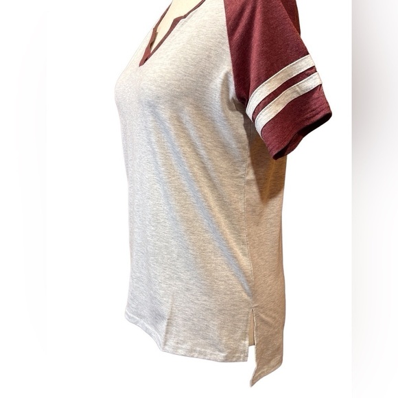 Women’s Short Sleeve T-Shirt Varsity Heather Gray/Burgundy/White Size-Medium NWT - Picture 3 of 8